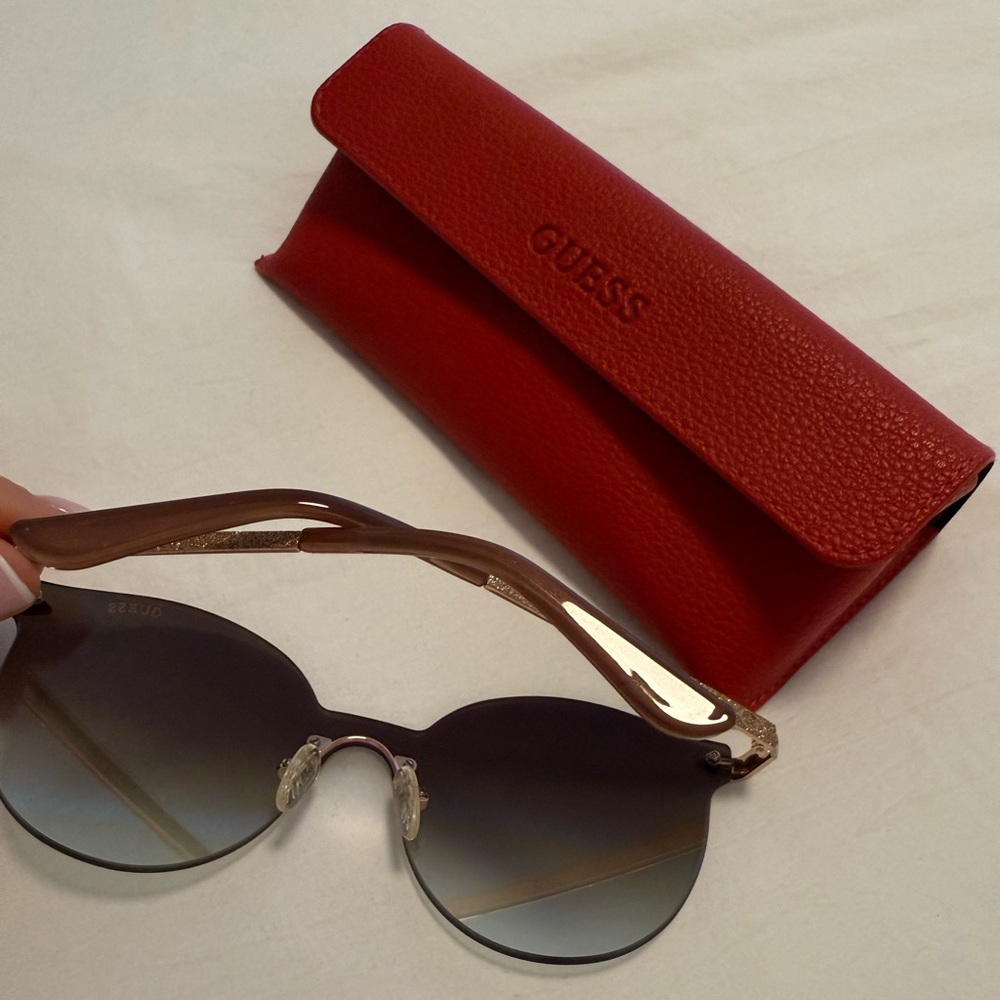 SUNGLASSES GUESS - Picture 5 of 5